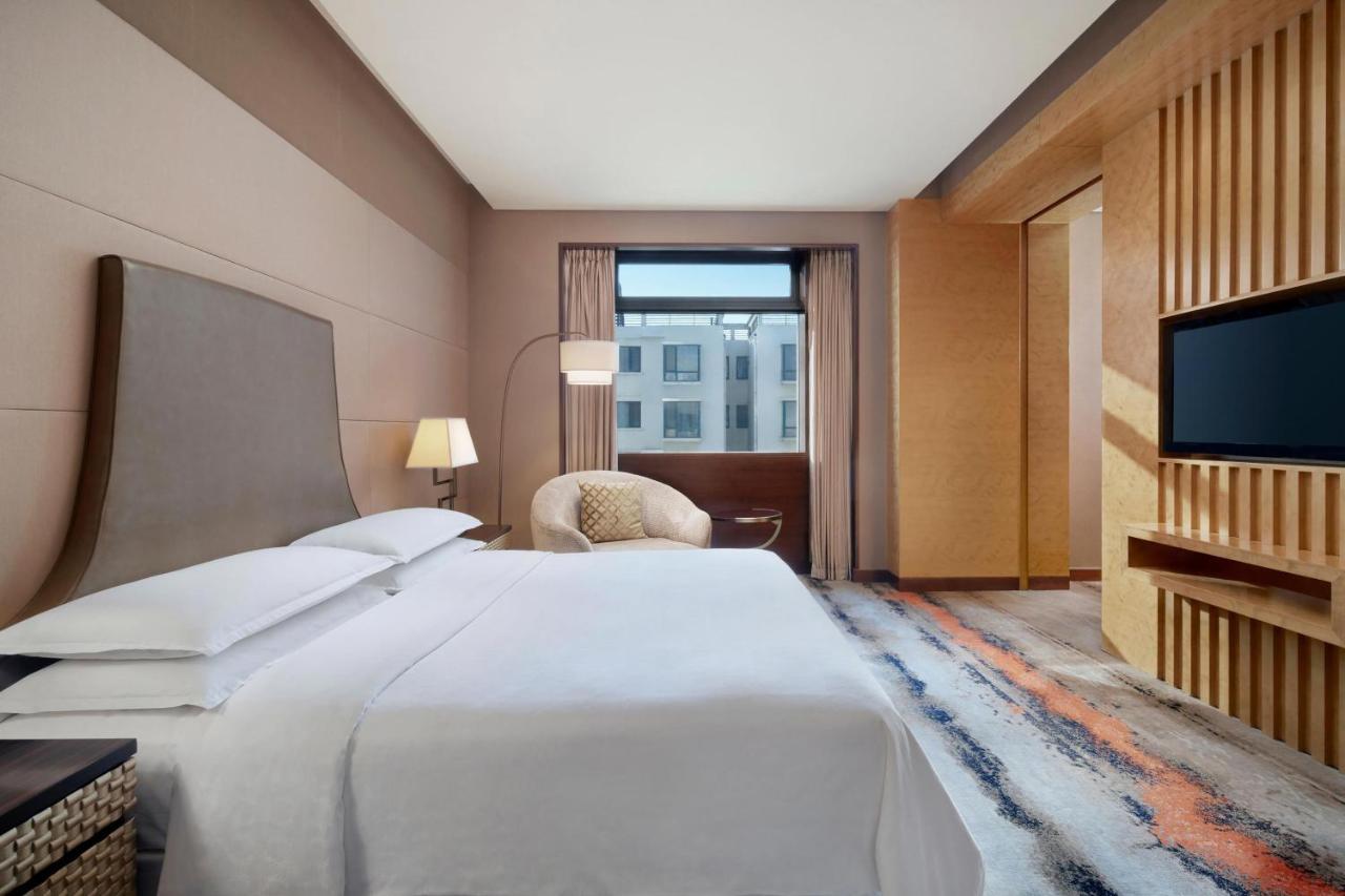 Sheraton Xi'An North City Hotel Exterior photo