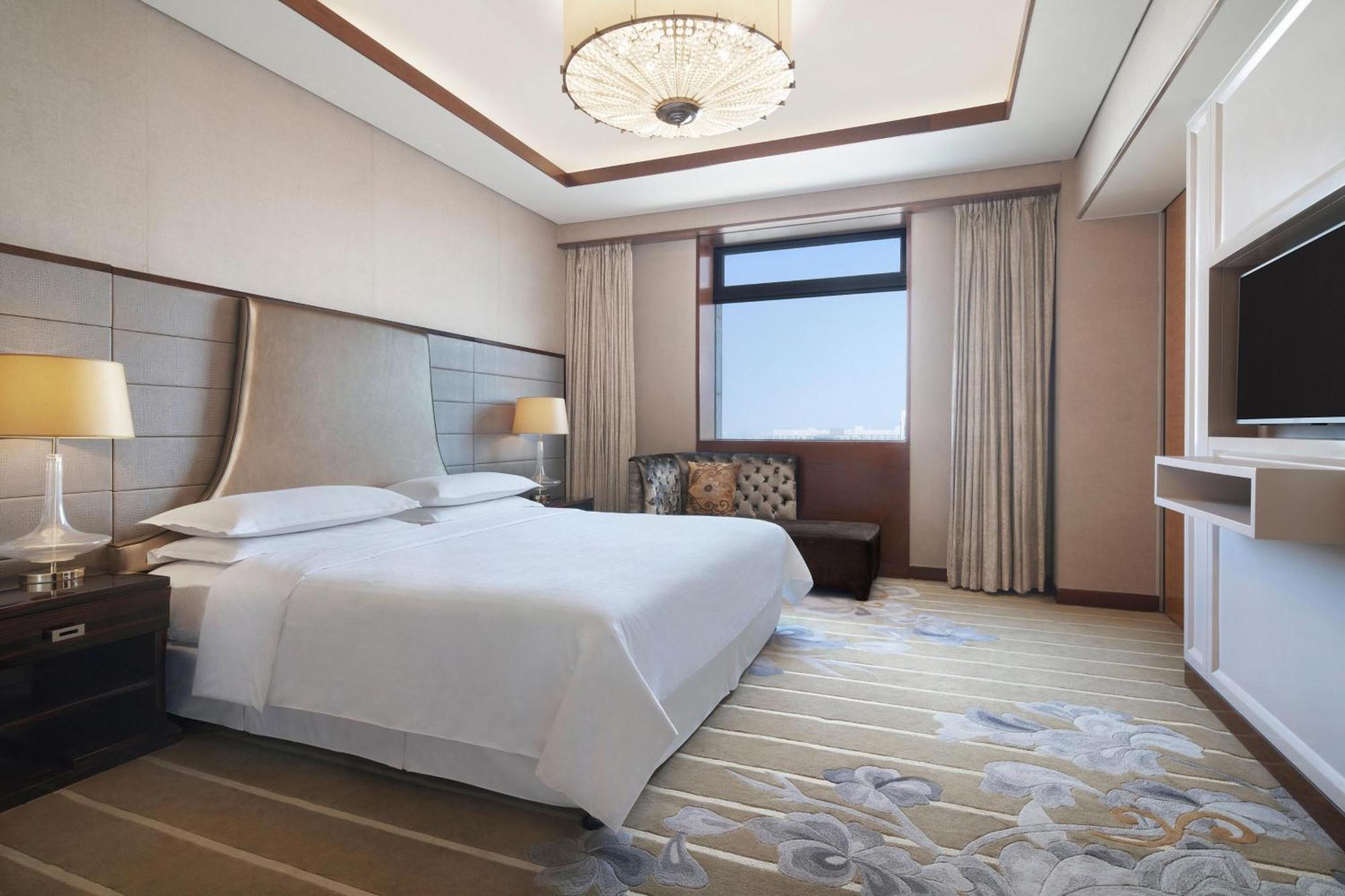 Sheraton Xi'An North City Hotel Exterior photo